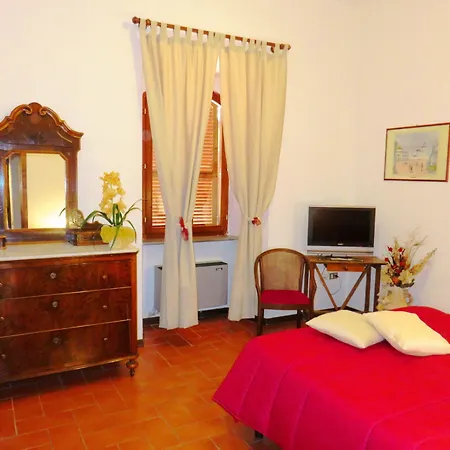 ホテル Castello Cortevecchio グッビオ