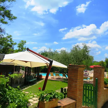 Castello Cortevecchio ホテル 3*